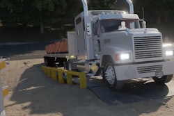 pon-flatbed-ramp-2020-05-05-08-43