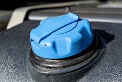 DEF-fill-cap-2020-06-12-13-11