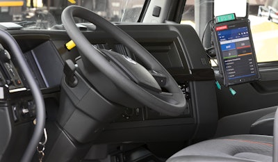 The eBOL solution from Halvor Lines leverages an existing mobile driver app and tablet for drivers to request electronic signatures at delivery points.