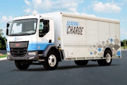 Peterbilt-220EV-2020-08-19-07-56