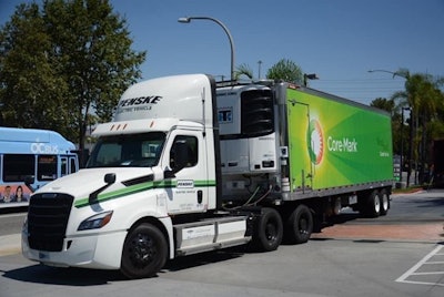 Penske Truck Leasing is getting plenty of interest in the eCascadia including this one that was leased by Core-Mark this summer. The truck hauls between 13,000 to 18,000 pounds of food and beverages to convenience stores, located in the outskirts of Los Angeles. Running approximately 130 miles four-days a week, the heavy duty electric vehicle makes 10 to 12 stops daily.
