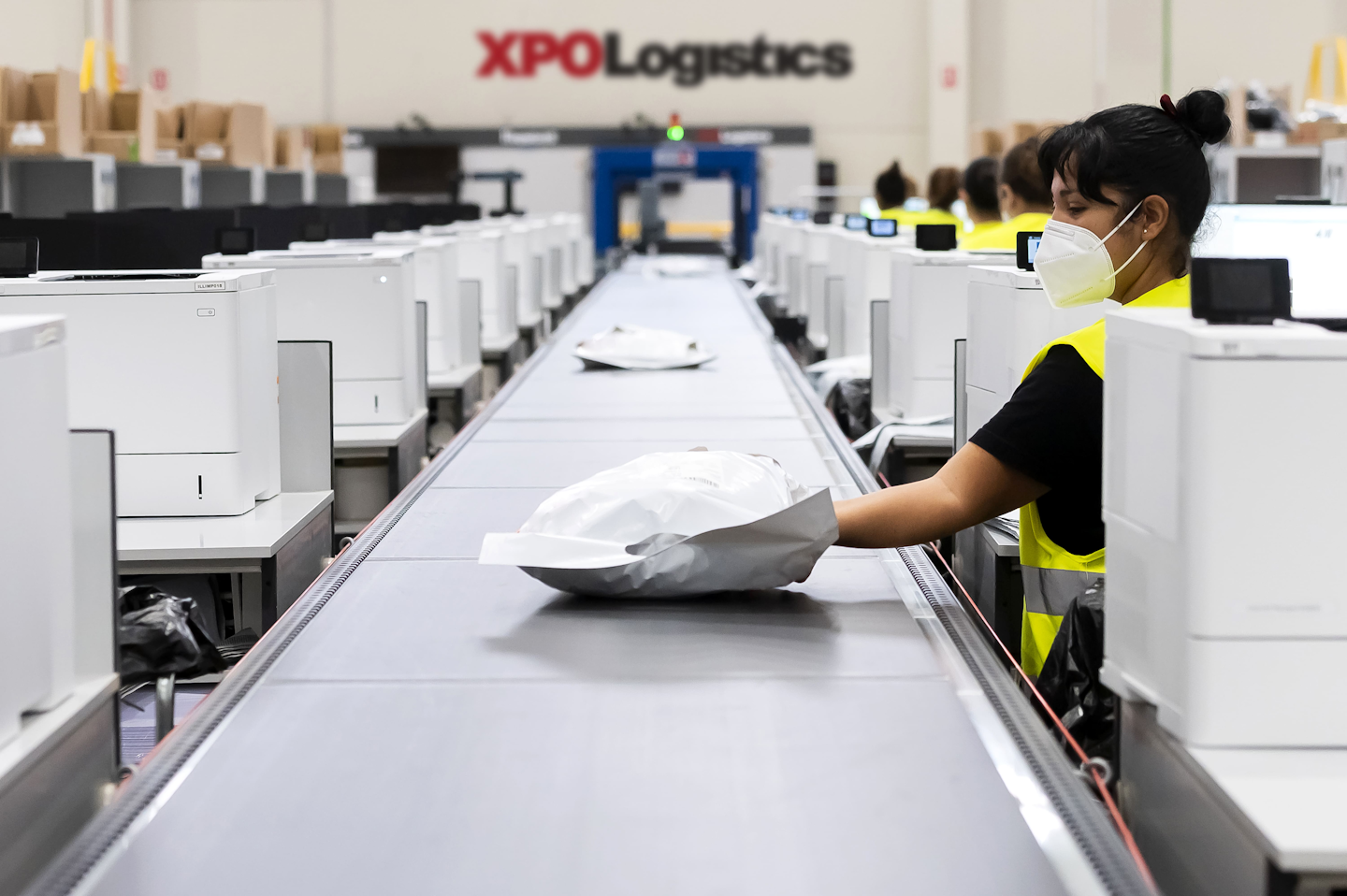 Q A Xpo Logistics Talks Covid Response Supply Chain Hurdles Commercial Carrier Journal