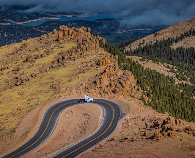 The Kenworth T680 FCEV and the Peterbilt 579EV performed exceptionally well through tight turns thanks to powertrain battery placement in the chassis.