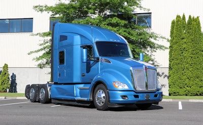 Kenworth donated a fully loaded Kenworth T680 for the winner of the 2021 Transition Trucking: Driving for Excellence award winner.