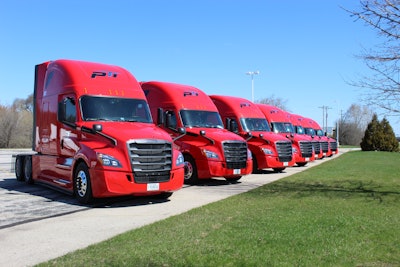 Ccj 2019 Freightliner Row Of Trucks At Hq 2019 12 16 17 57