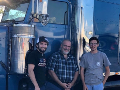 Jason Cowan with sons Zane and Zebb