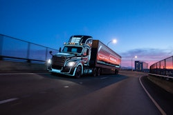 freightliner ecascadia
