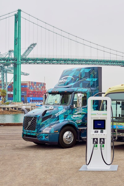 NFI Industries Daimler electric truck