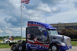 An Webber Patriot Truck