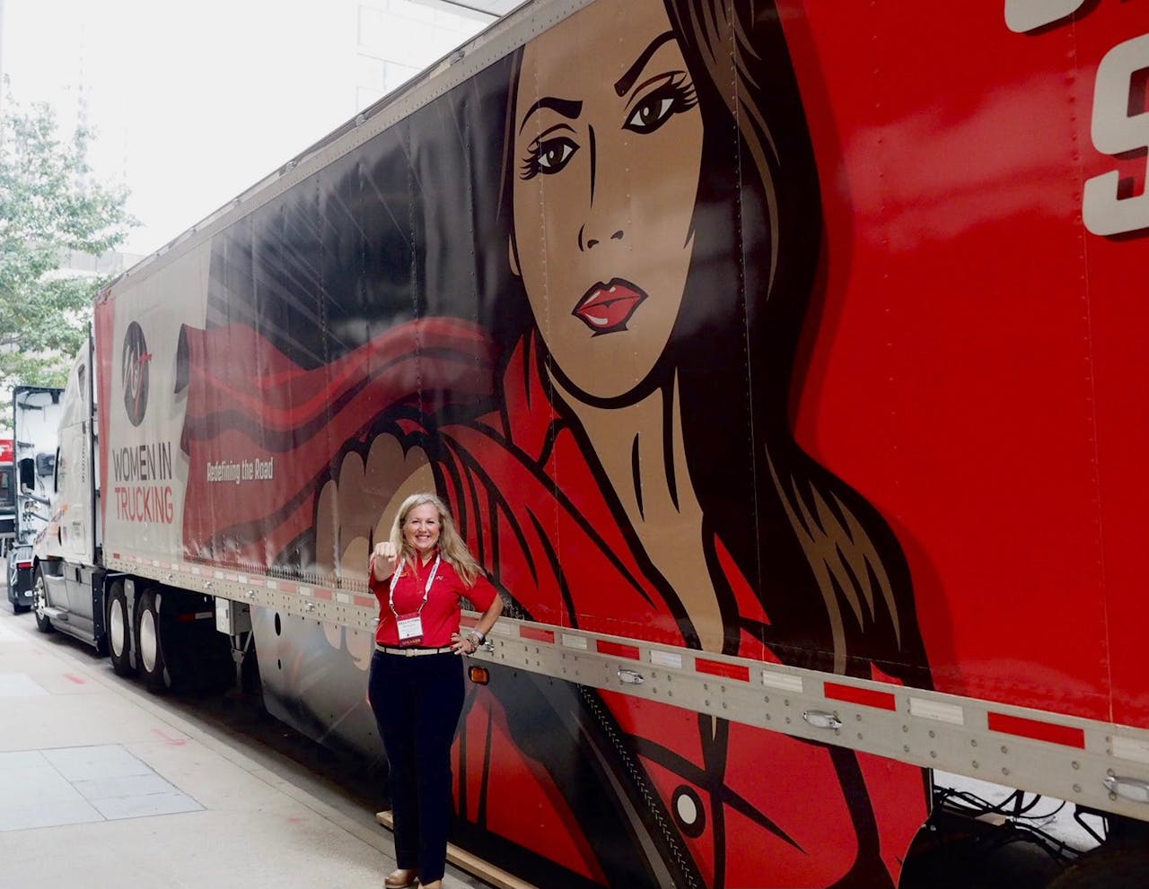 Women in Trucking recruiting Schneider driver Kellylynn McLaughlin WITney