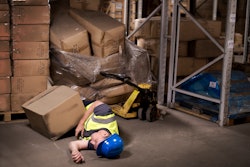 Employee crushed by pallet