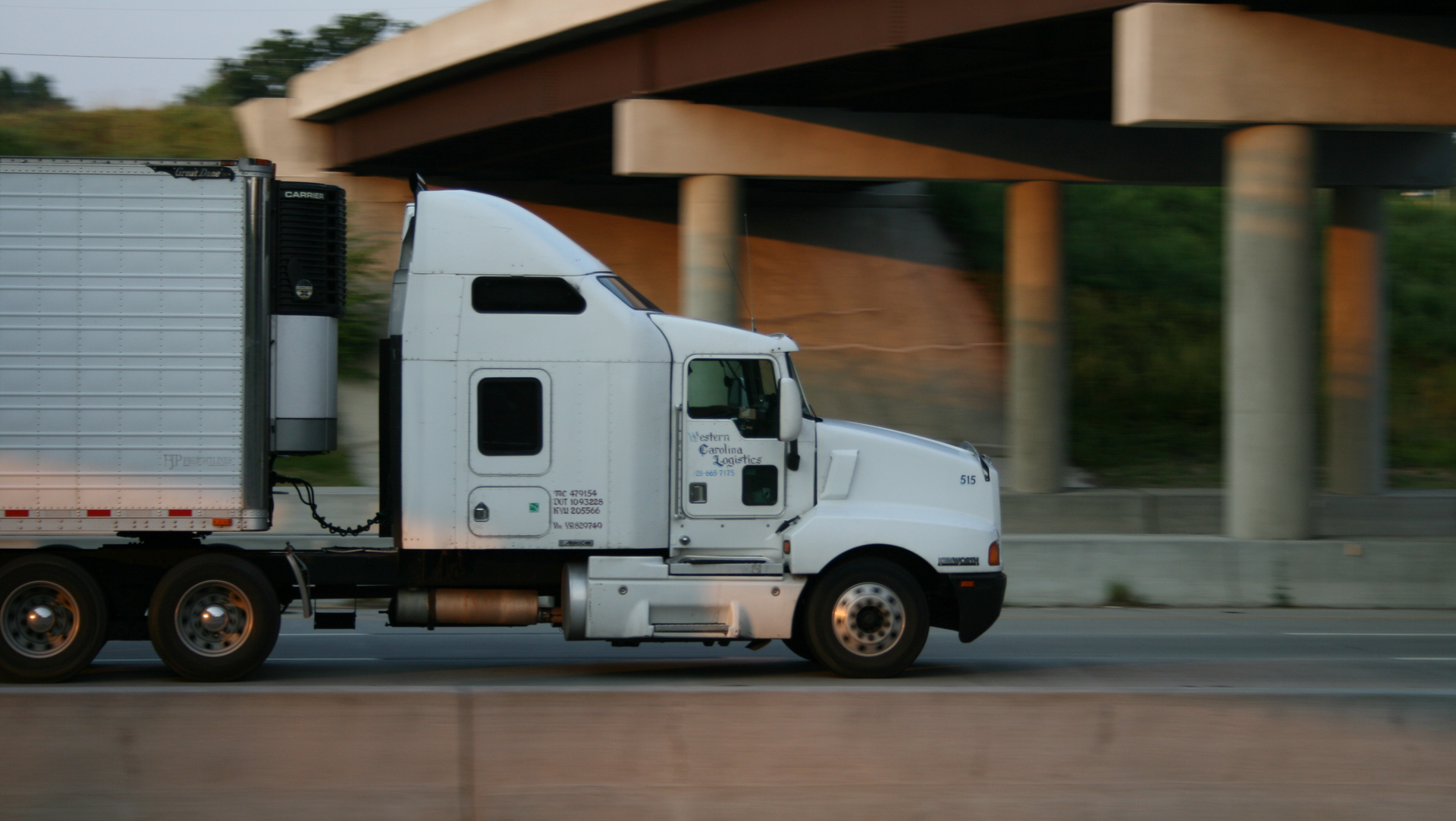 Kenworth truck about to pass under the Gregson St overpass on I-85 in Durham, North Carolina.