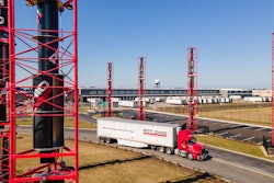 PITT OHIO truck and trailer