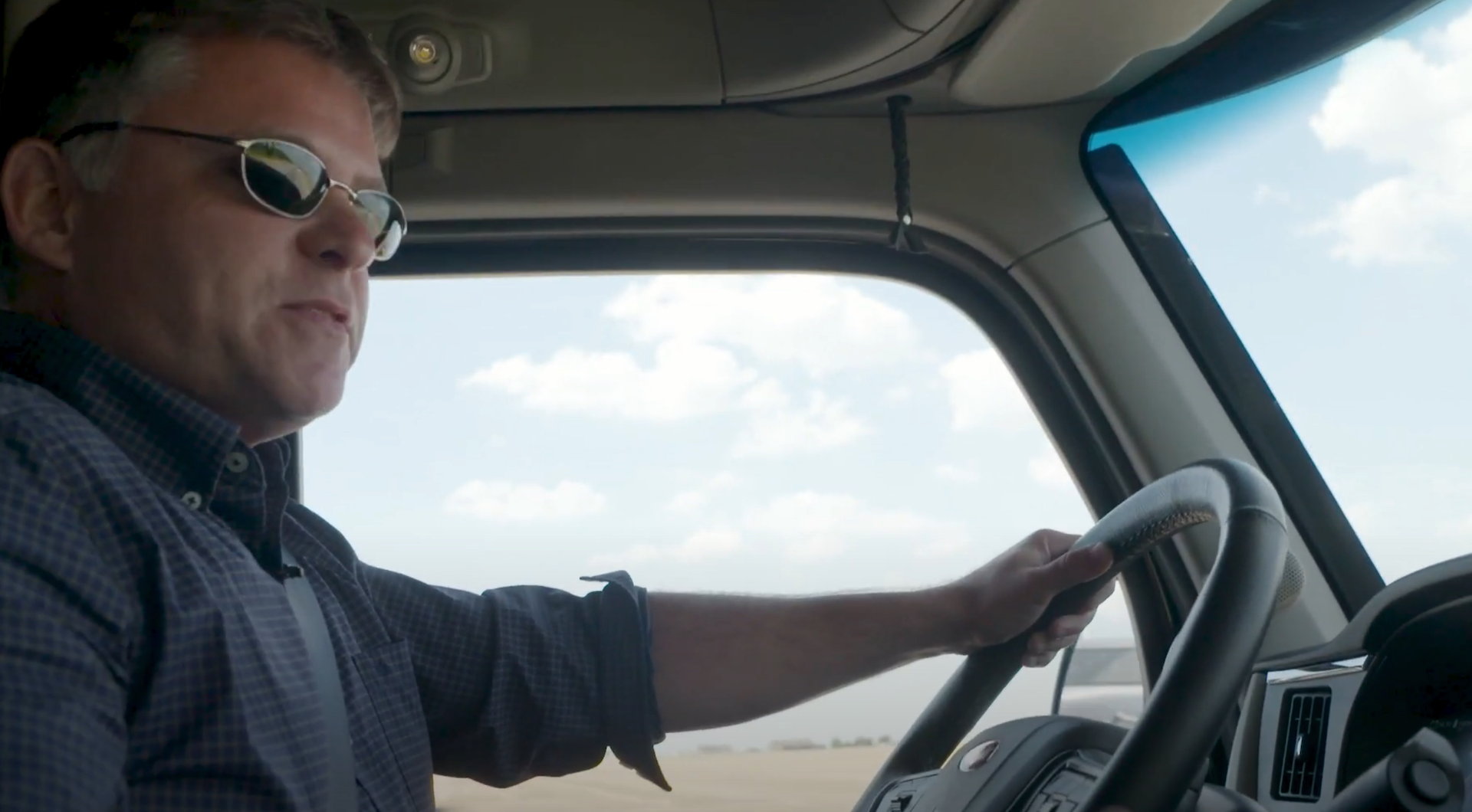 Jason Cannon test driving the Peterbilt Model 579