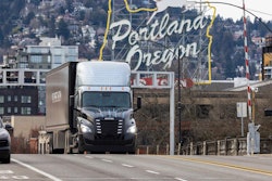 Freightliner eCascadia in Portland, Oregon