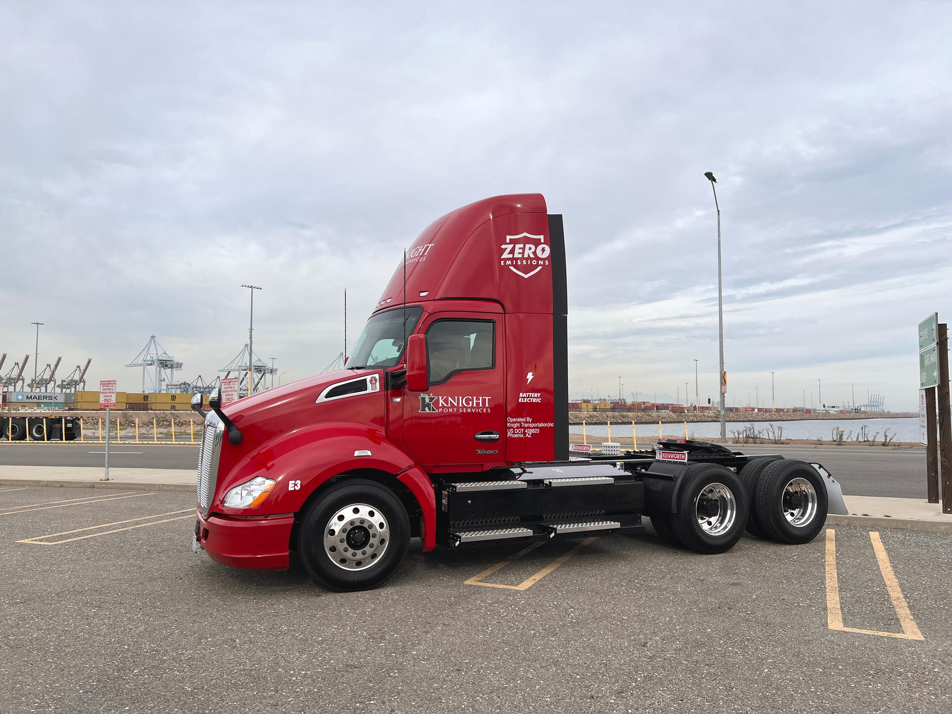 Knight-Swift Kenworth T680E BEV