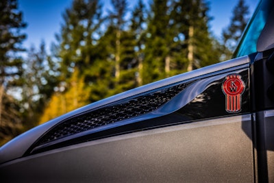 Black side air intake