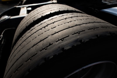 truck tire sidewall wear