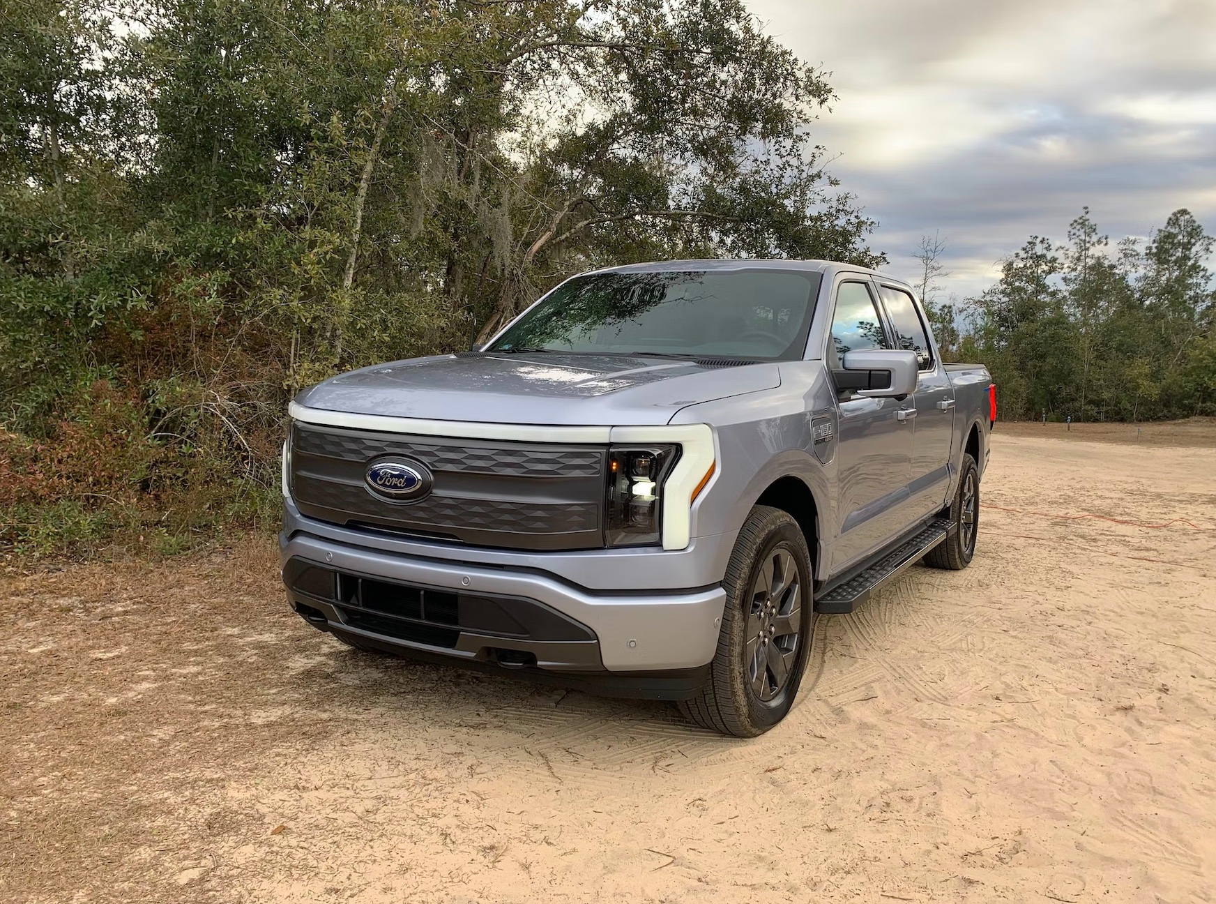 2022 Ford F-150 Lightning Lariat
