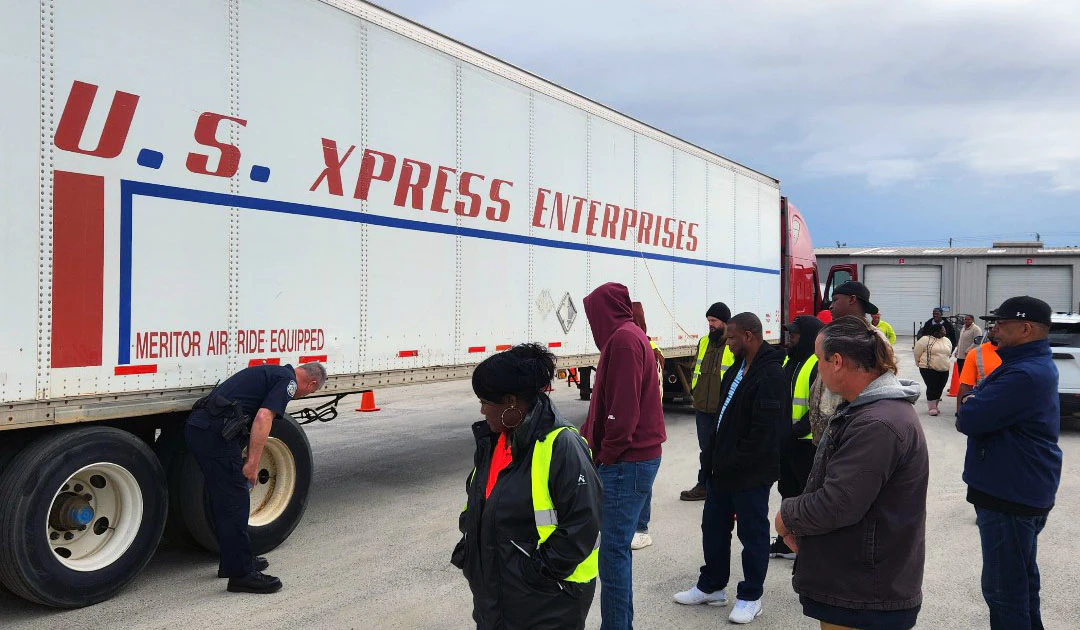 Trucking giant Knight-Swift acquiring U.S. Xpress