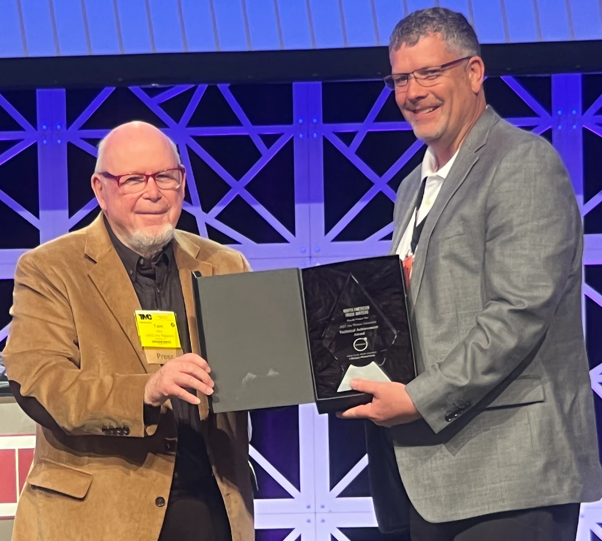 Volvo I-Torque wins truck writers' award - Vimarsana News