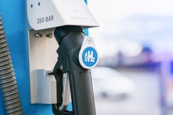 hydrogen fueling pump