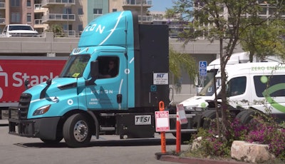 Hyzon's Class 8 fuel cell truck