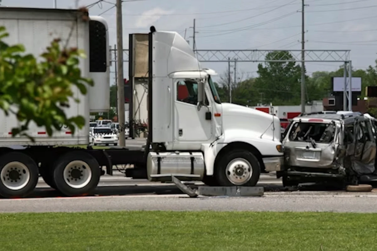 IIHS, Travelers: Truck safety improving but there’s still work to be done