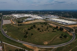 Volvo Customer Center track
