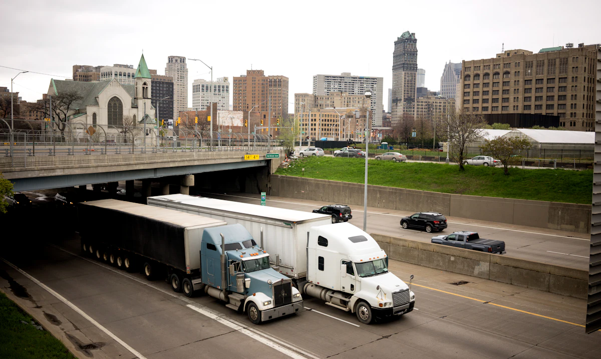 Safety groups urge Congress to oppose efforts to block speed limiters - Vimarsana News