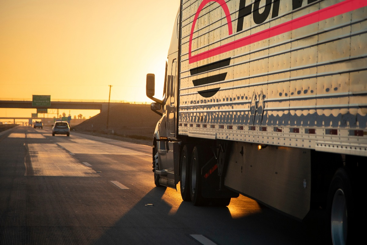 Forward Air semi truck