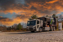 Mack LR Electric tractor