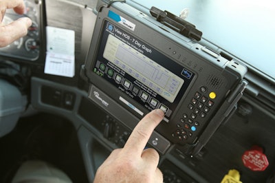 PeopleNet tablet in-cab eLogs screen