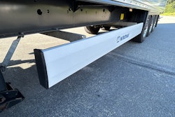 side underride guard on trailer