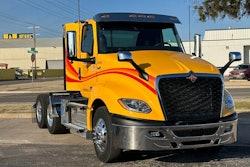 International LT daycab