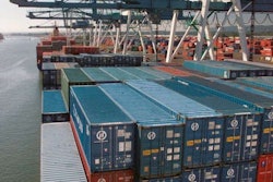 containers at port