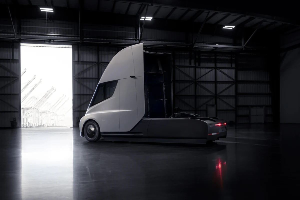 Tesla plans Semi production ramp next year - Vimarsana News