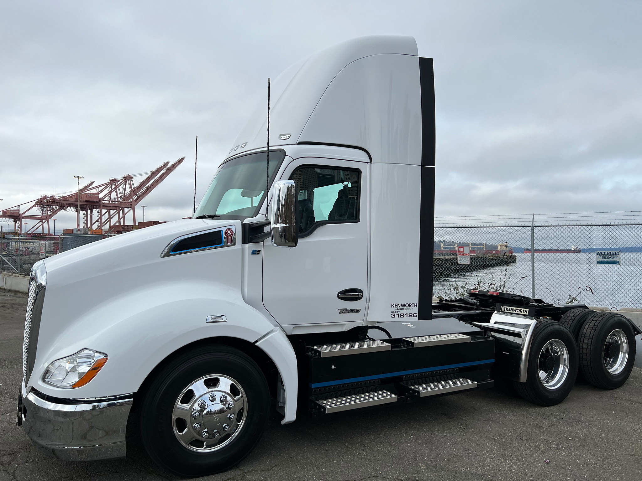 Kenworth T680e BEV