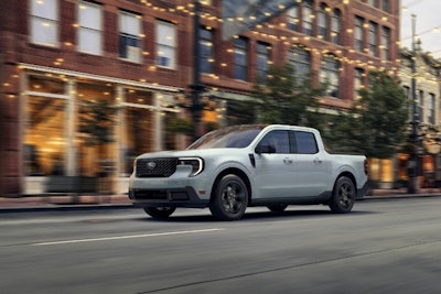 2025 ford maverick lariat in city