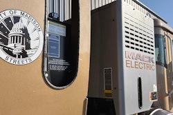 Mack LR Electric refuse truck