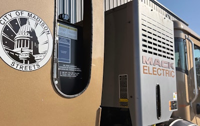 Mack LR Electric refuse truck