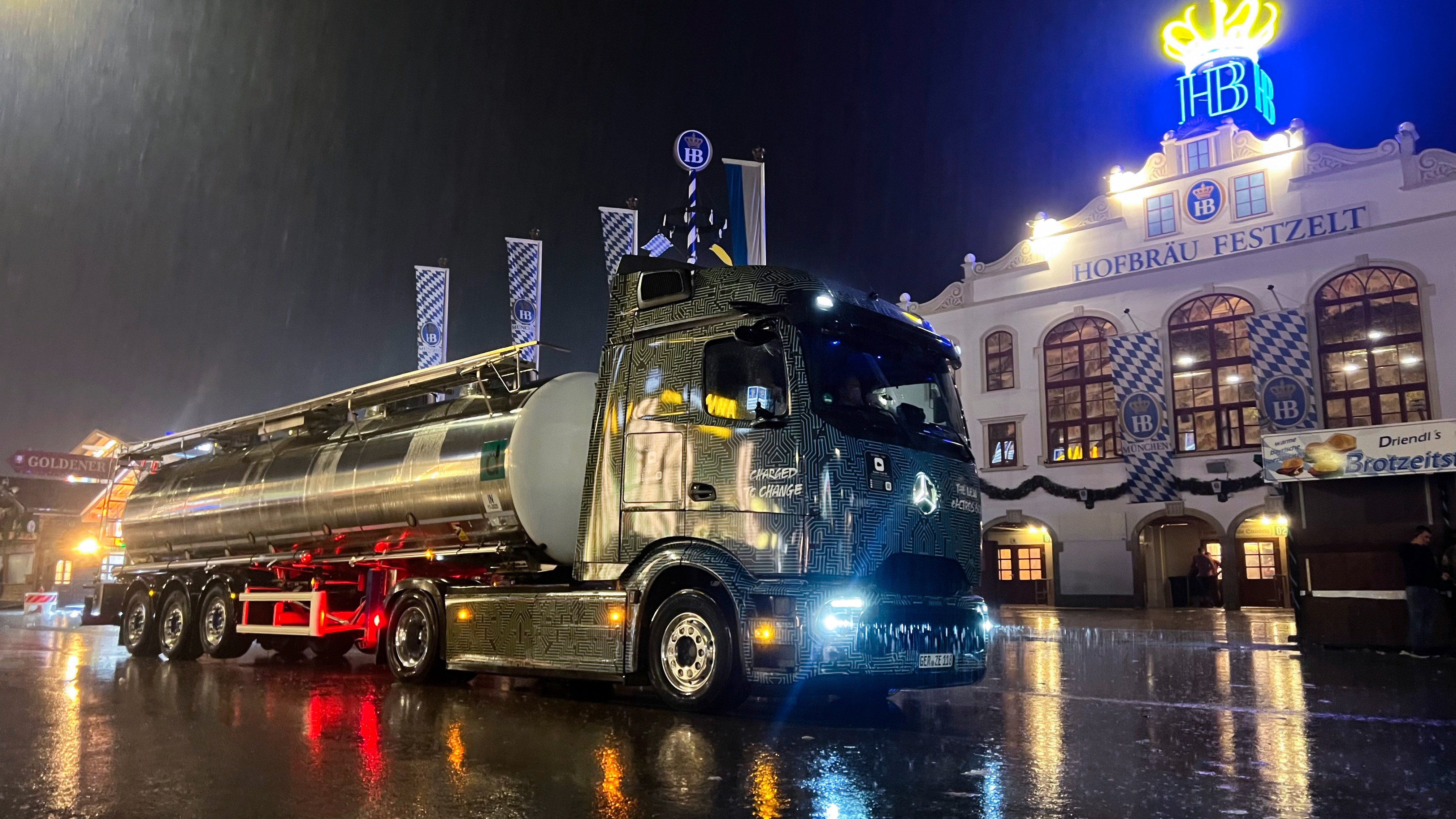 Mercedes-Benz eActros 600 at Oktoberfest