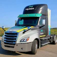 Hyzon Class 8 FCEV semi driving