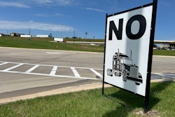 No semi truck parking sign
