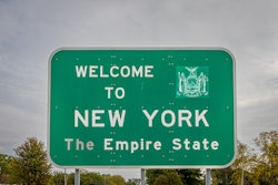 Welcome to New York sign