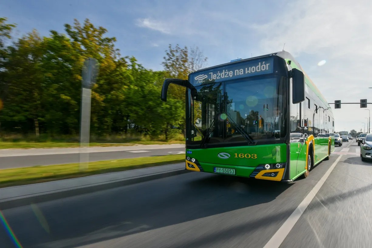 Solaris hydrogen-powered bus