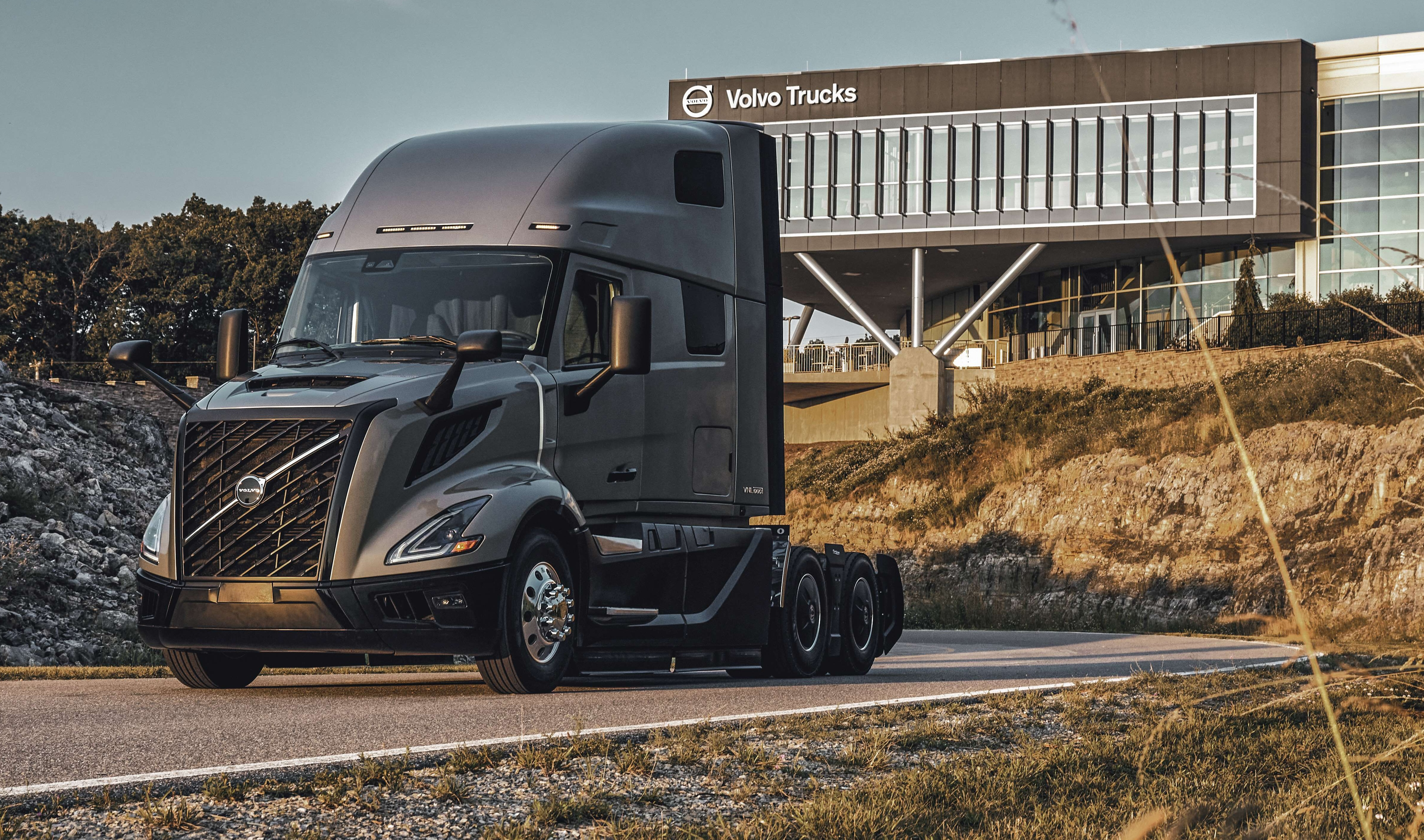 New Volvo VNL