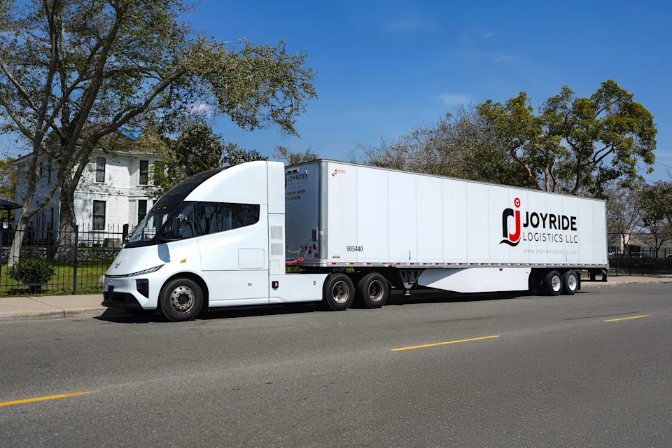 The truck manufacturer joined forces with JoyRide Logistics and EO Charging to demonstrate the truck's 420-mile range and much more.