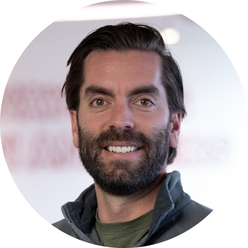 1715968975442 Headshot