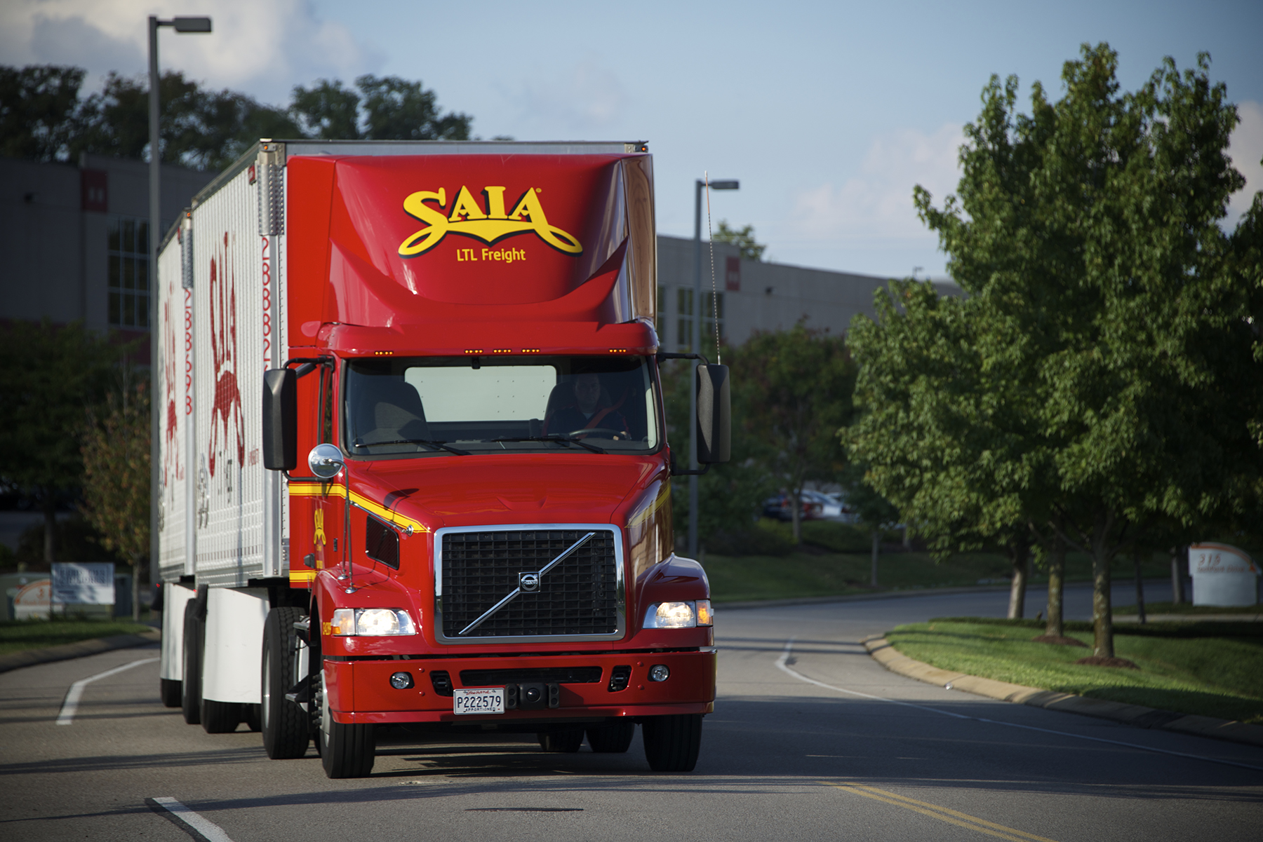 Saia Truck Image 300dpi